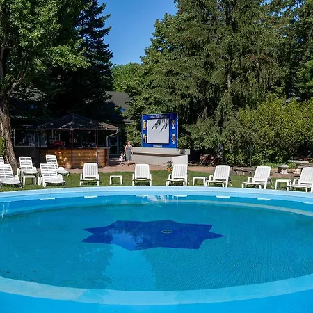 Отель Wellness Szindbad