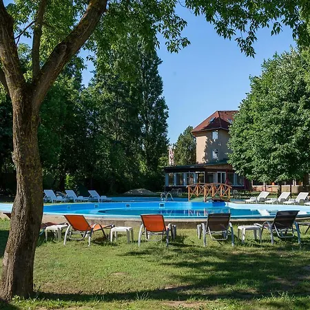 Hotel Wellness Szindbad Balatonszemes