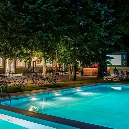 Hotel Wellness Szindbad 3*