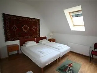 Wellness Szindbad Отель