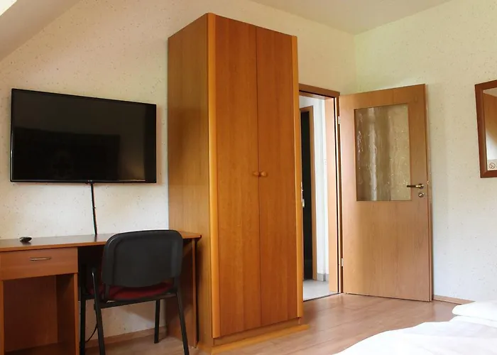 苏贝德康体酒店 3* Balatonszárszó